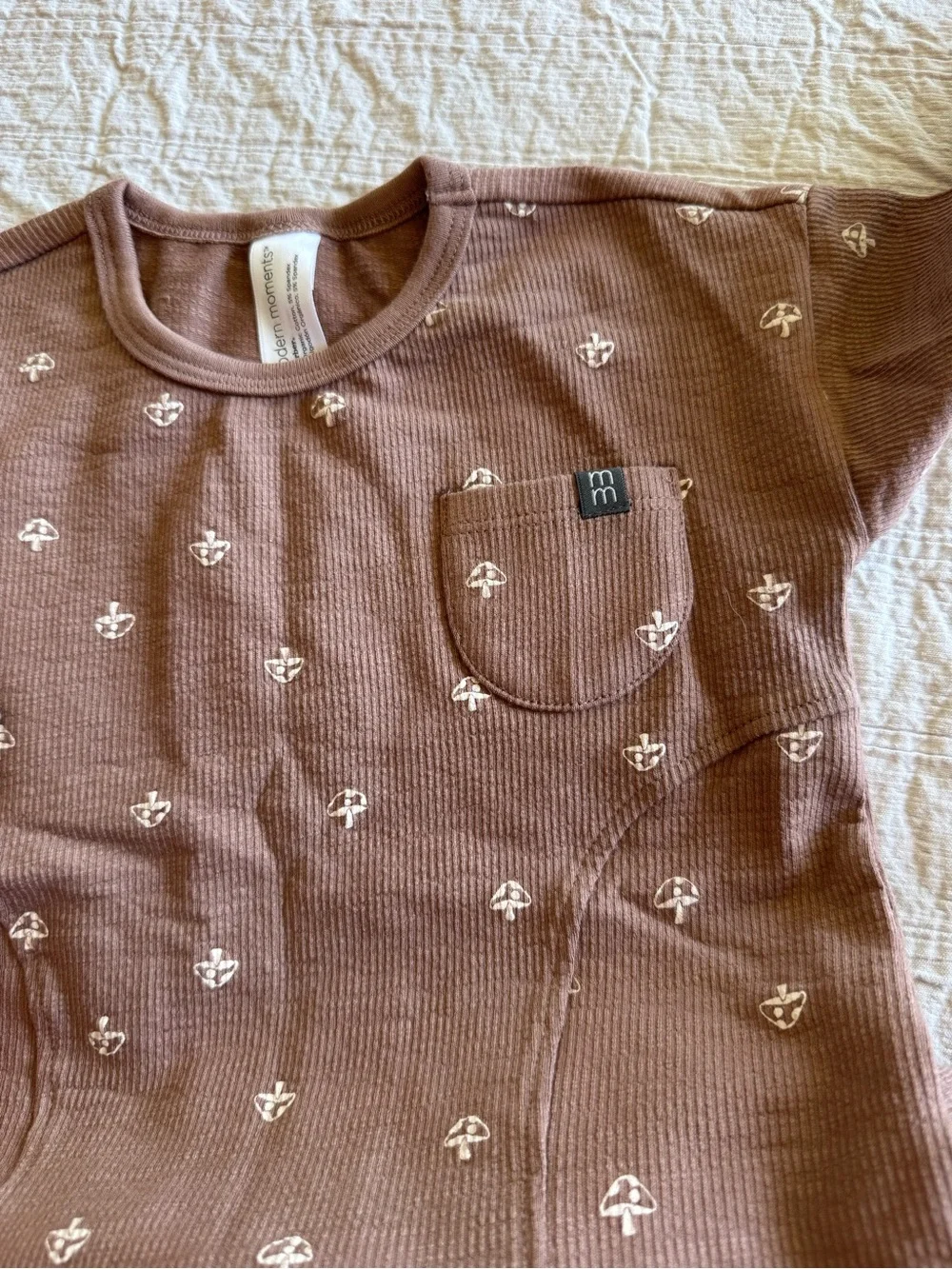 modern moments warm weather brown with mushrooms matching set